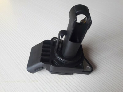 Luftmassenmesser HELLA Lexus GS SC Toyota Corolla E11 
