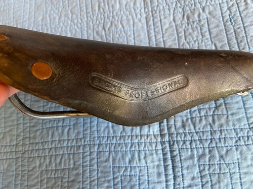 Brooks Professional Leather Saddle, Steel Frame, Copper Rivets / England 1970s