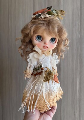 Blythe Doll Clothes -- Elegant Vintage Style Carrot Themed Dress Set (RARE)