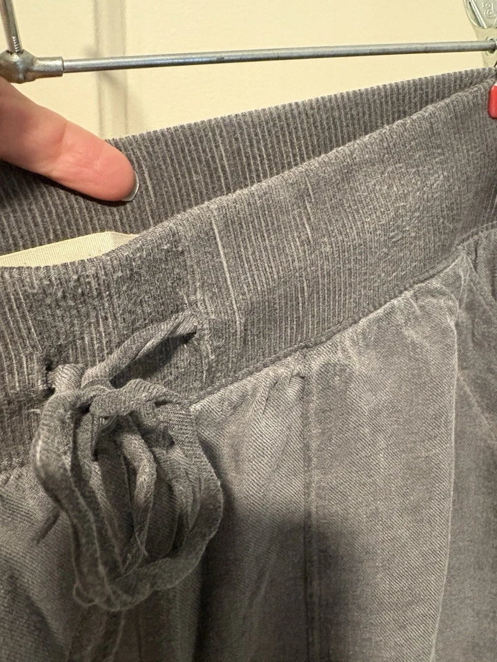 Joggers para mujer gris tela y piedra talla L Foto 3 de 4