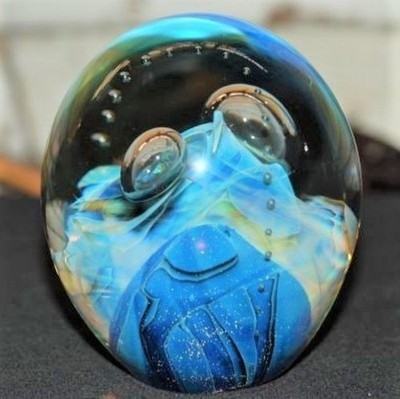 Robert Eickholt Kunstglas Briefbeschwerer 1989 signiert oval Studioglas 3,9 Zoll