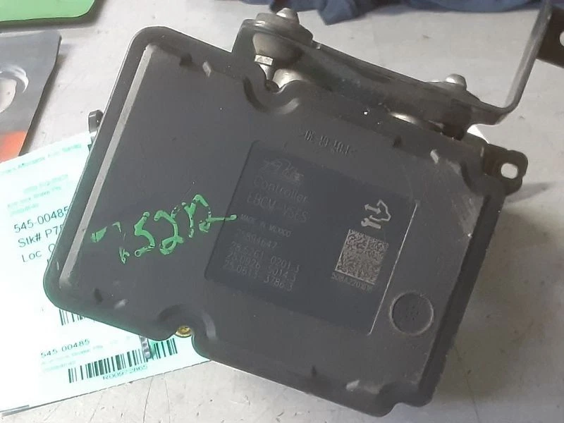 2009 Equinox Vue Torrent ABS Anti-Lock Brake Pump Assembly OEM Chevrolet Saturn Foto 2 de 4