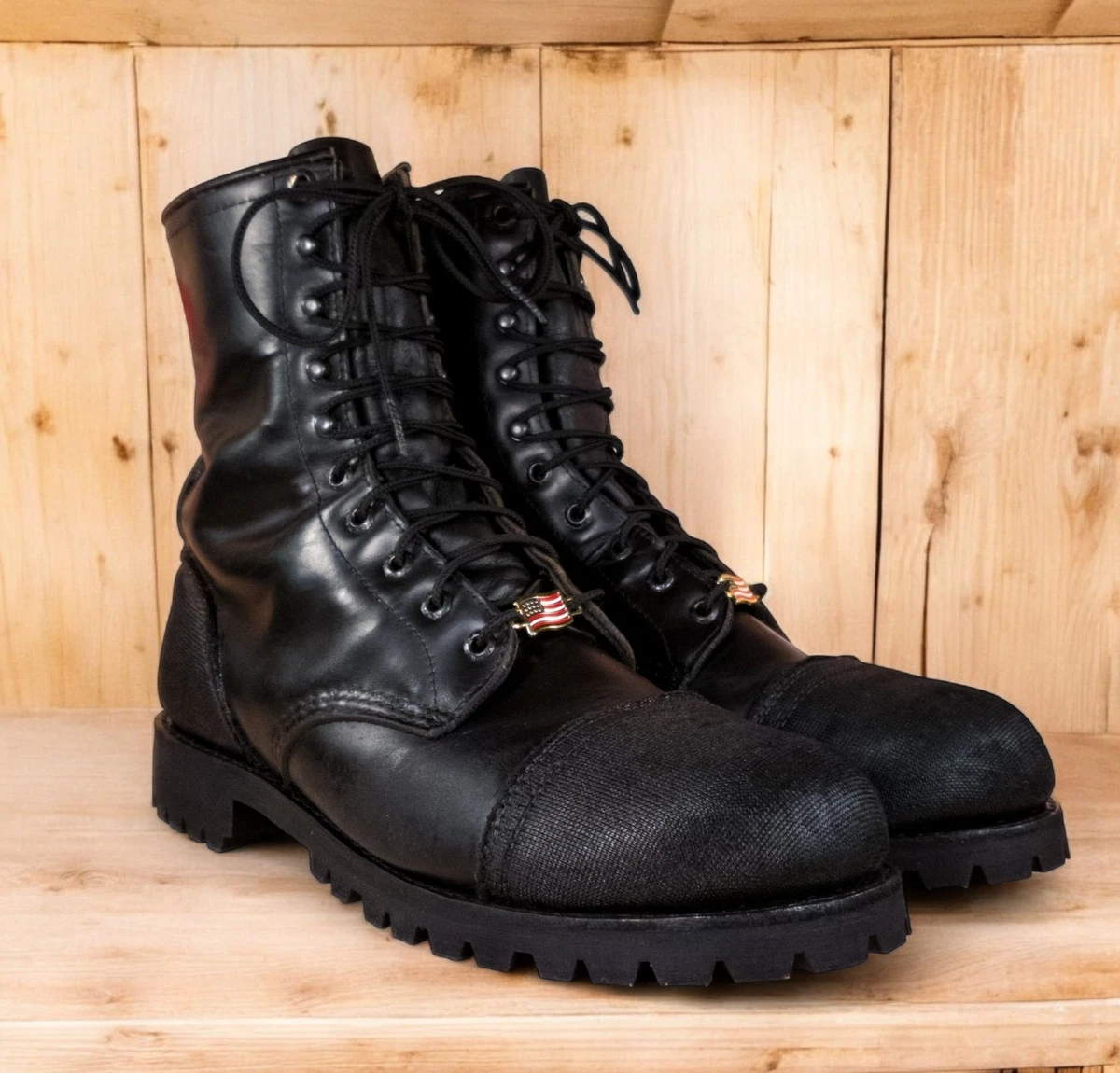 Red Wing Iron Ranger Leather Upper Black Boots for Men for  display picture 3