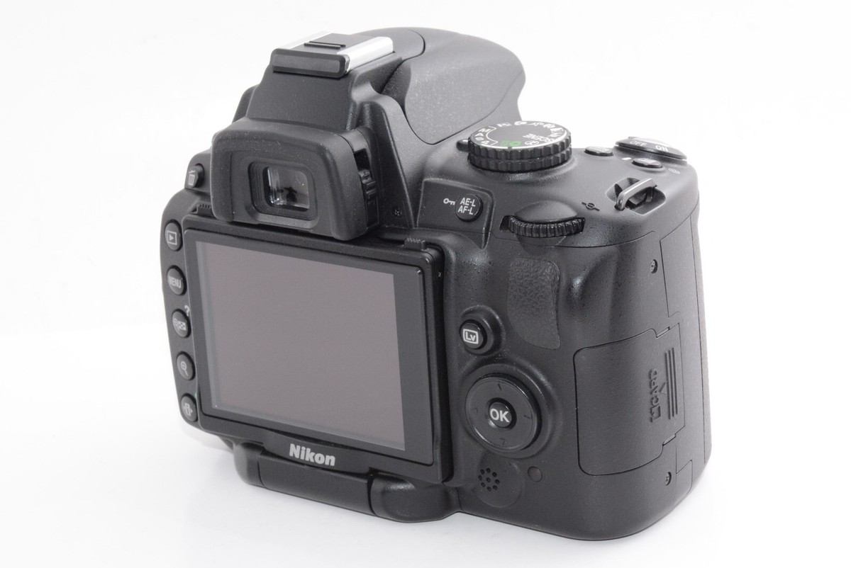 N.MINT/1929shots] Nikon D5000 Black/VR AF-S DX 18-55mm From