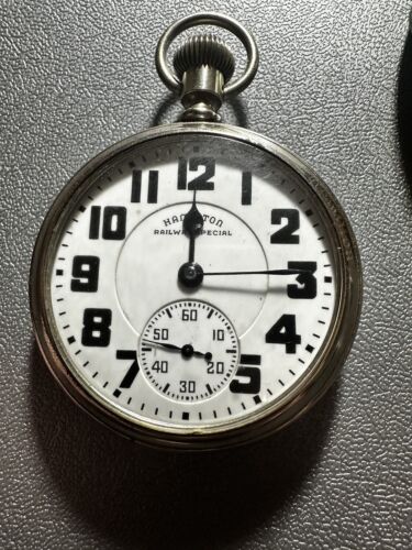 1940 Hamilton 992B Mod.5 Railroad Watch In 16s Display Case 21j Not Running - Picture 1 of 23