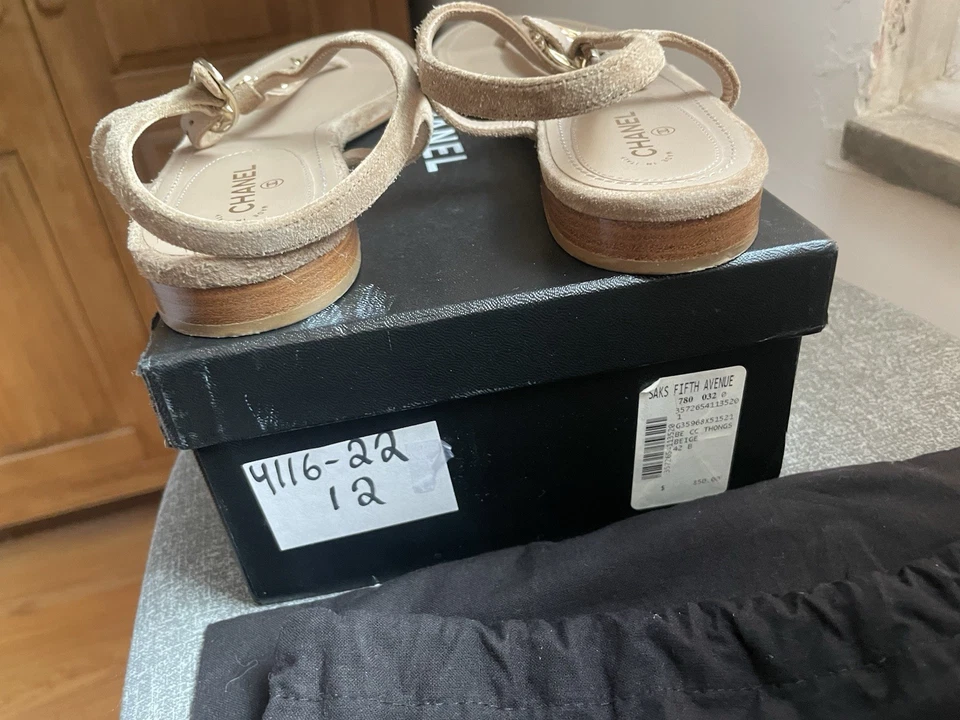 Chanel CC Logo Size 42/ 12 THONG Sandals Suede, Beige Color, 2 Dust Bags & Box - Image 3 of 4