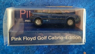Wiking   Sondermodell VW Golf Cabrio  Pink Floyd  (blau) (1:87) H0