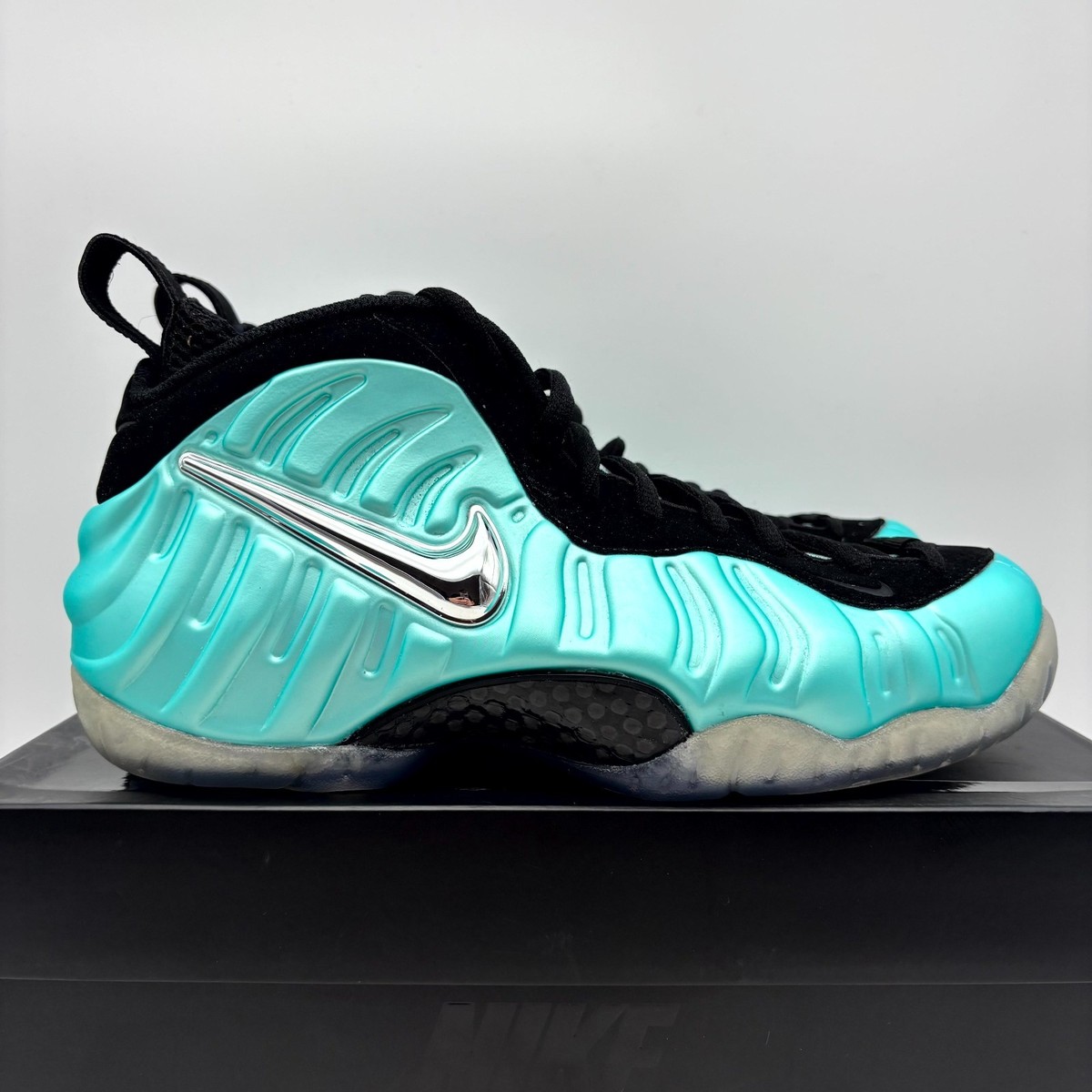 Nike Air Foamposite Pro Island Green Athletic Shoes Size 8.5 