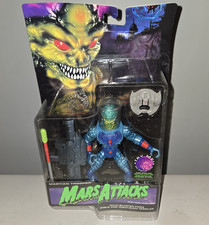 1996 Mars Attacks Martian Trooper with Multi Blaster Sealed Package Trendmasters