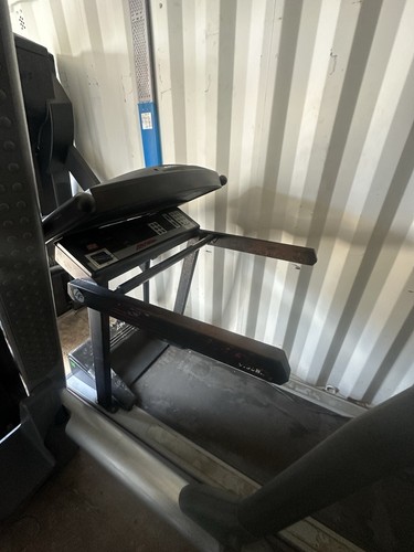 Life Fitness Cardio Equipment - Picture 3 of 5