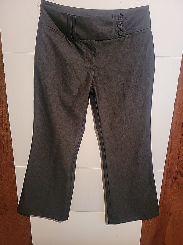 Star City Dress Pants Size 7 Pinstripe Black Low Rise Cuffed .