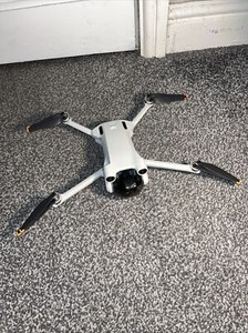 DJI Mini 3 Pro Drone only - Unbound - fully Working - immaculate Condition