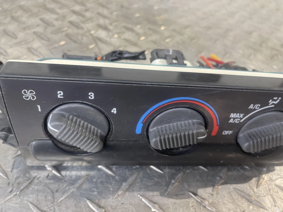 Chevrolet S10 1999-2000 conjunto de control de clima probado OEM + Foto 3 de 4