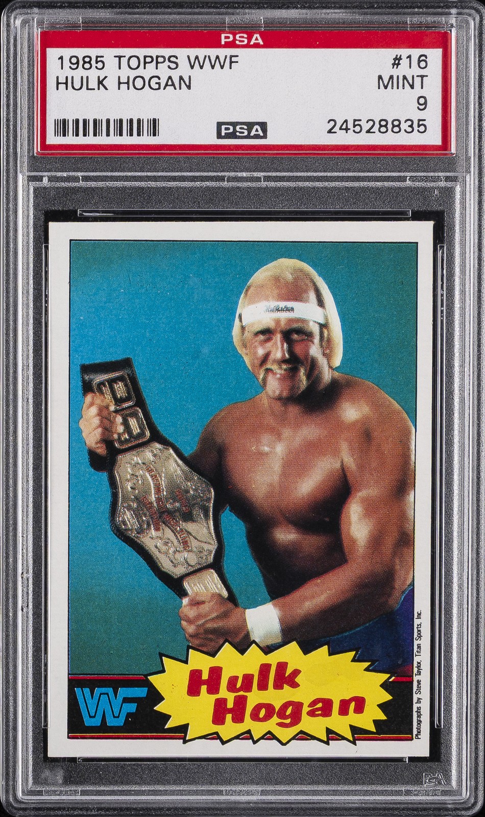 1985 TOPPS WWF #16 HULK HOGAN PSA 9