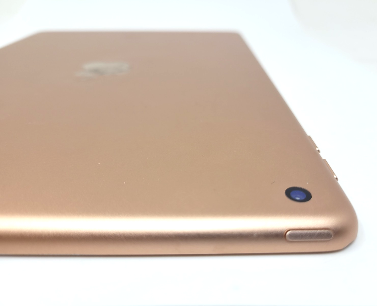 hi-toiPad 9.7ゴールド A-1893 32G 第6世代WiFi s-l400.jpg