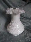 Vtg FENTON Silver Crest Spanish Lace White Milk Glass Ruffle Edge VASE~8" high