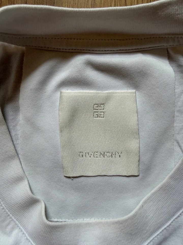 Talla S - Camiseta Givenchy Chito Pintura en Spray Perro - Blanca Foto 3 de 4