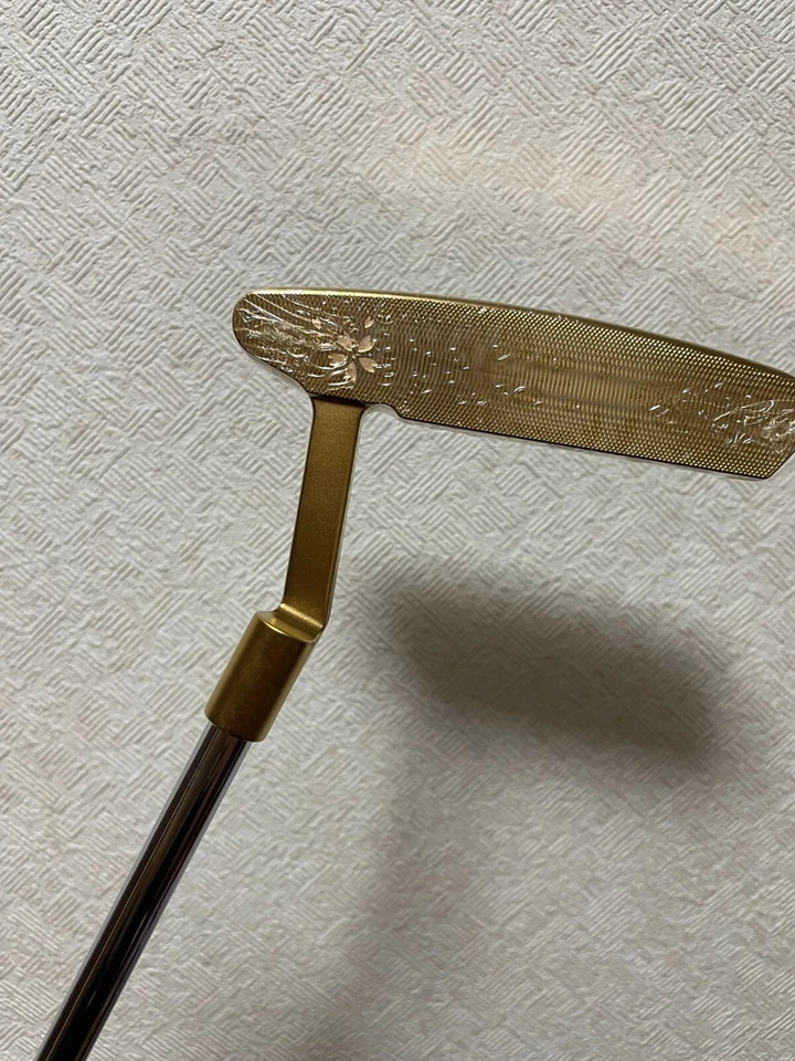 MUTSUMI HONMA putter MH282P Gold IP model 34" w/ Head Cover - Image 2 of 4