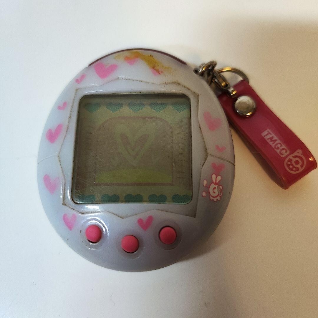 BANDAI Tamagotchi Plus Heart 2004 Kaettekita Pearl Jelly White