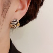 14k Gold Simple Design Shinning Cubic Zirconia High Quality Stud Earrings