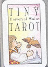 Tiny Tarot Universal Waite Key Chain by Arthur Edward Waite (English) Hardcover