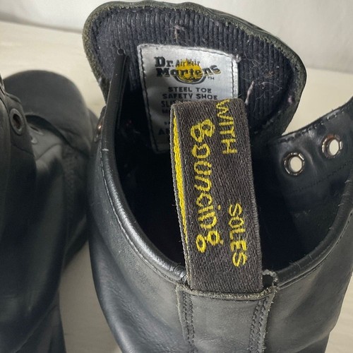 Dr. Martens Steel Toe Black Boots 7 hole Heritage pair - Picture 5 of 11