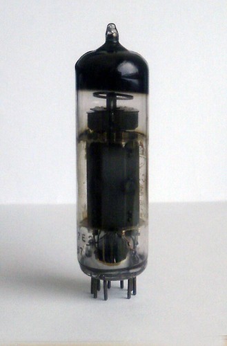 Mullard PCL82 - Picture 3 of 4