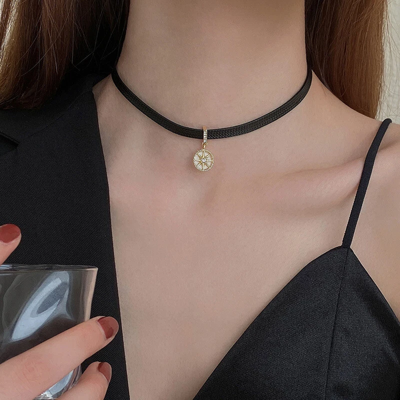 Leather Choker Necklace Women'S Short Leather Rope Neckband Black