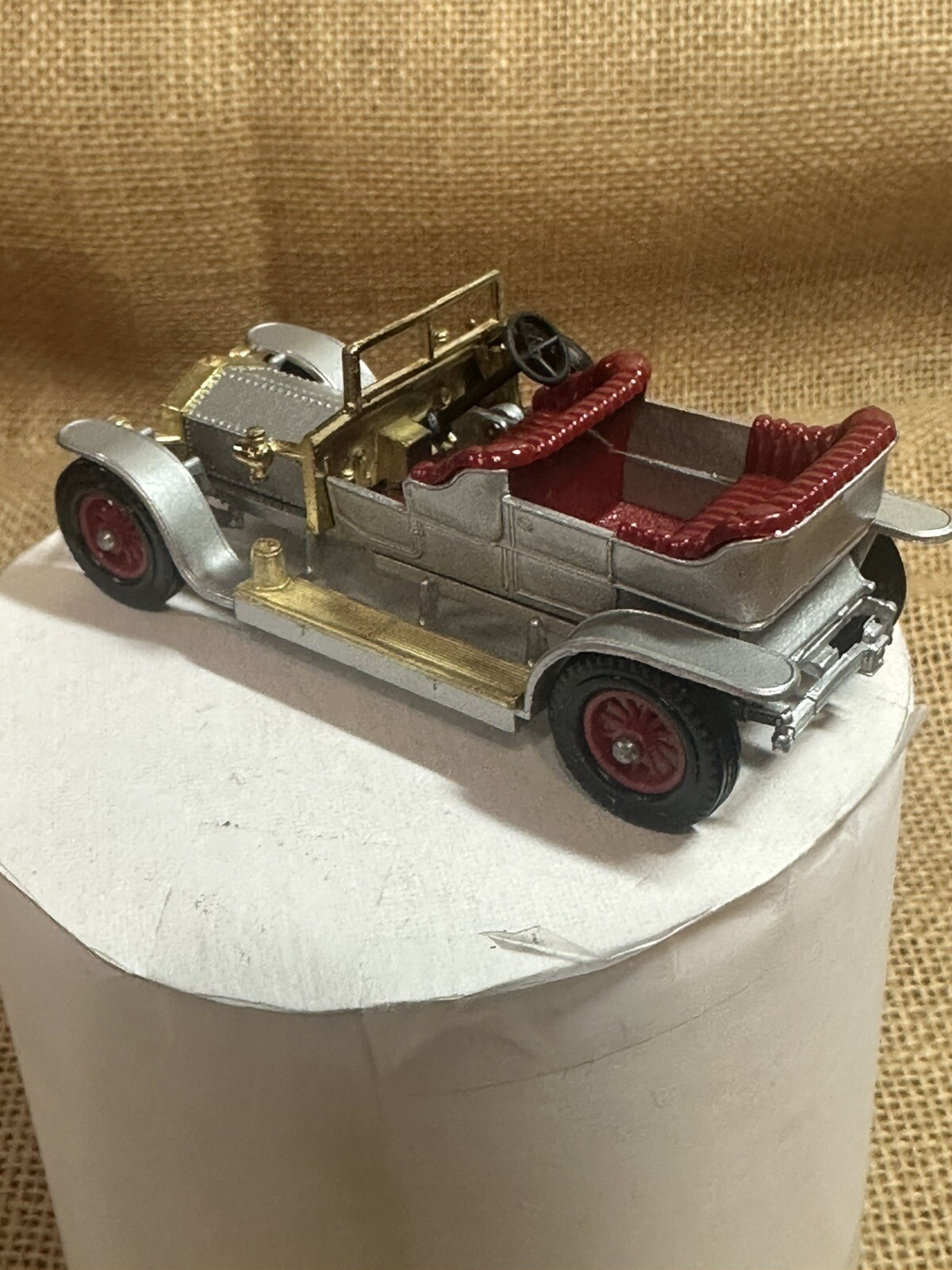 Picture 4 of 6