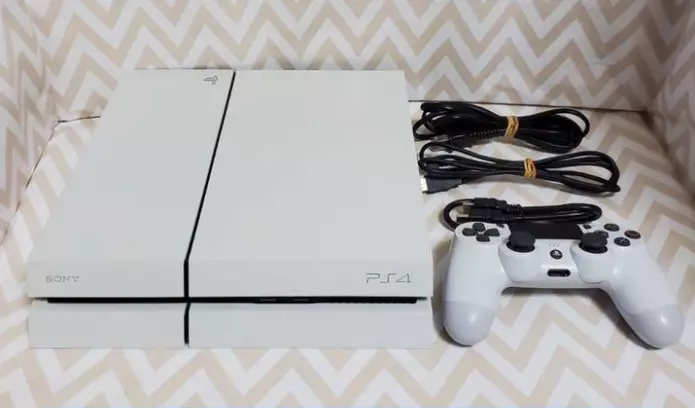 Sony PS4 Playstation 4 500GB CUH-1200 Glacier White Console Game w