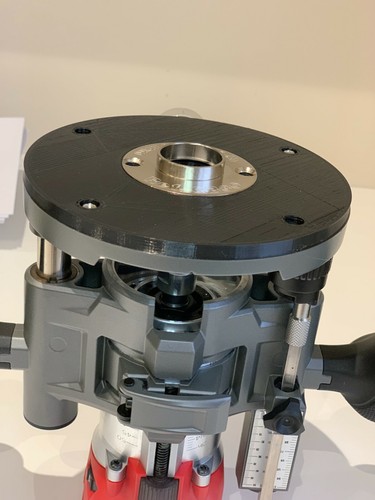 Milwaukee M18FTR0X M18 FUEL Guide Bush adaptor BASE PLATE for Plunge Router base - Picture 4 of 8