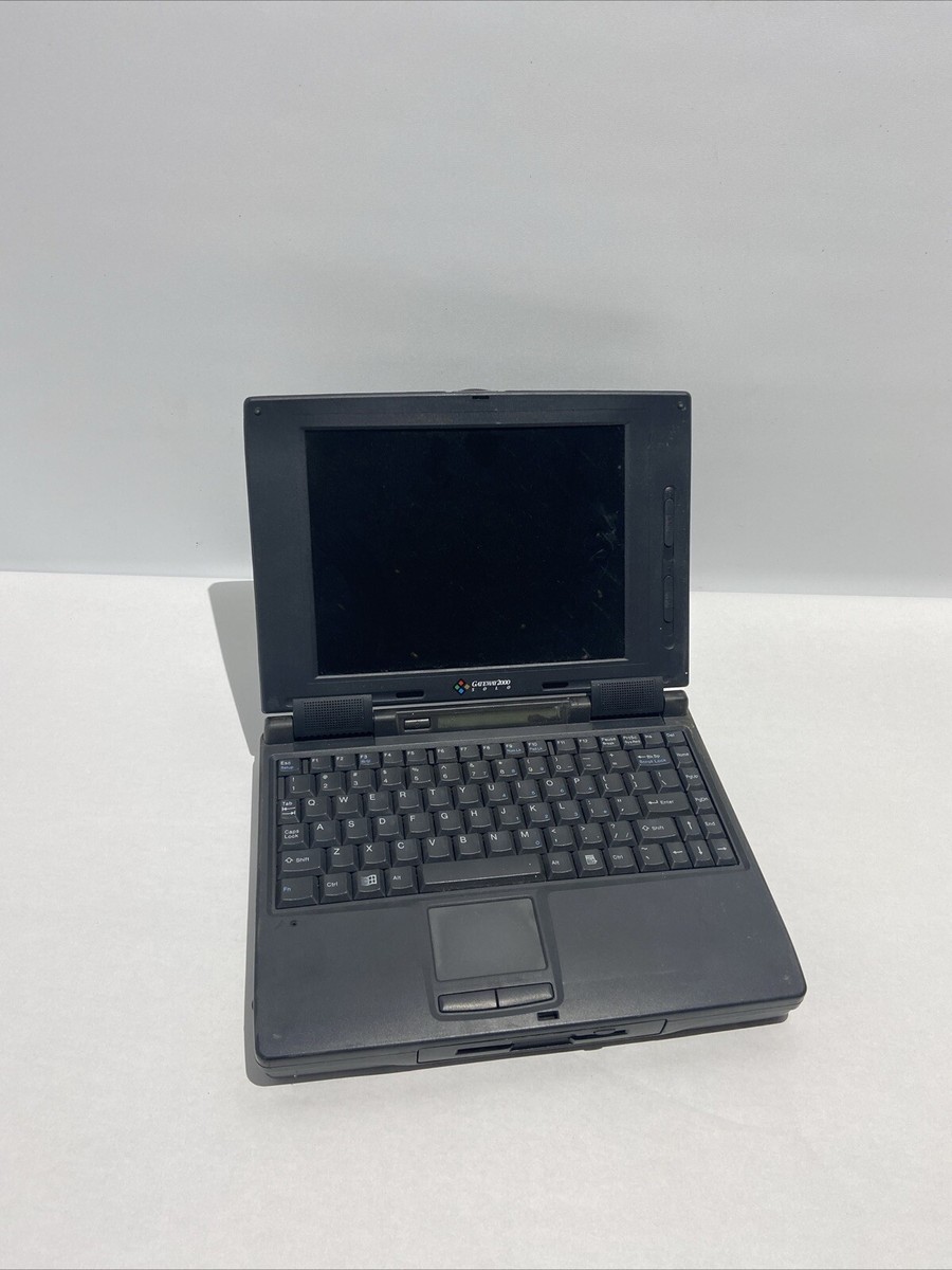 Vintage Gateway 2000 Solo Laptop Computer Model P3C Retro