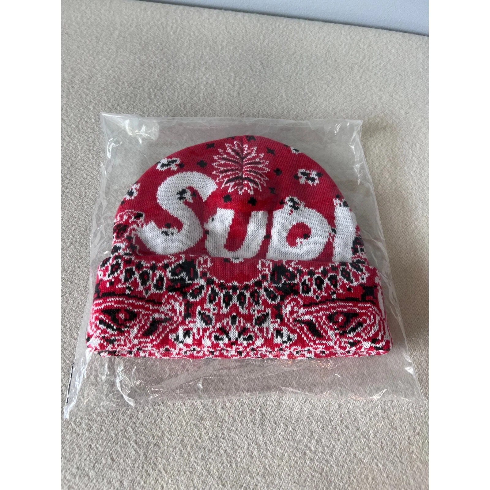 Bonnet Supreme Big Logo   Bandana rouge   NEUF