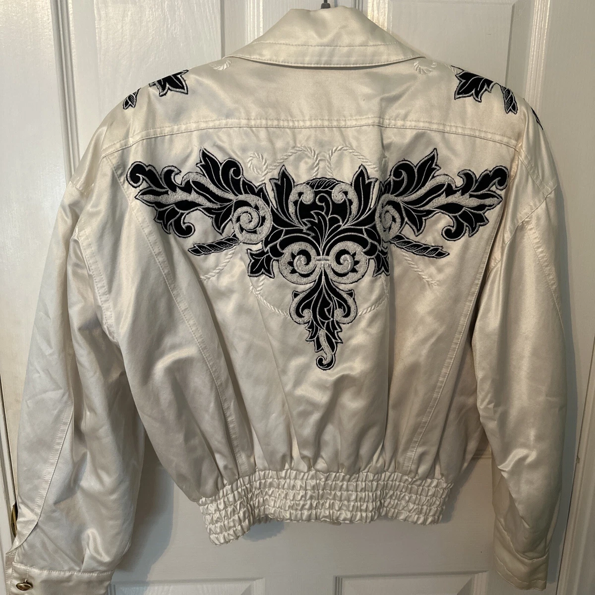 ESCADA Vintage Bomber Jacket Size 36 Ivory Silk Blend Satin