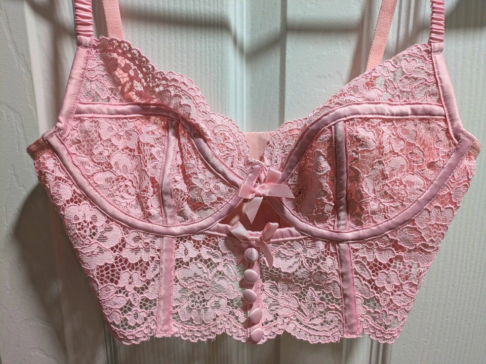 Victoria's Secret For Love & Lemons Creamsicle pink lace underwire bra 34B - Image 3 of 4