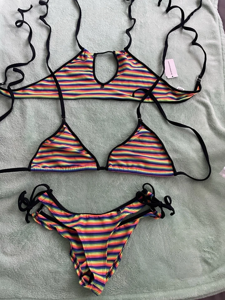 Wicked Weasel Rainbow Bikini 3 Pieces Tri & Halter Top Adjustable Scrunch Bottom - Image 2 of 4