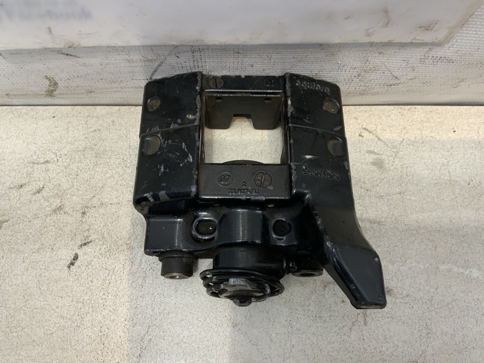 2007 - 2010 ASTON MARTIN V8 VANTAGE REAR RIGHT SIDE PARKING BRAKE CALIPER OEM
