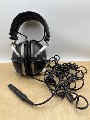 Vintage Pioneer SE-405 Stereo Studio Headphones Black Over-Ear 1/4'' Jack Leather