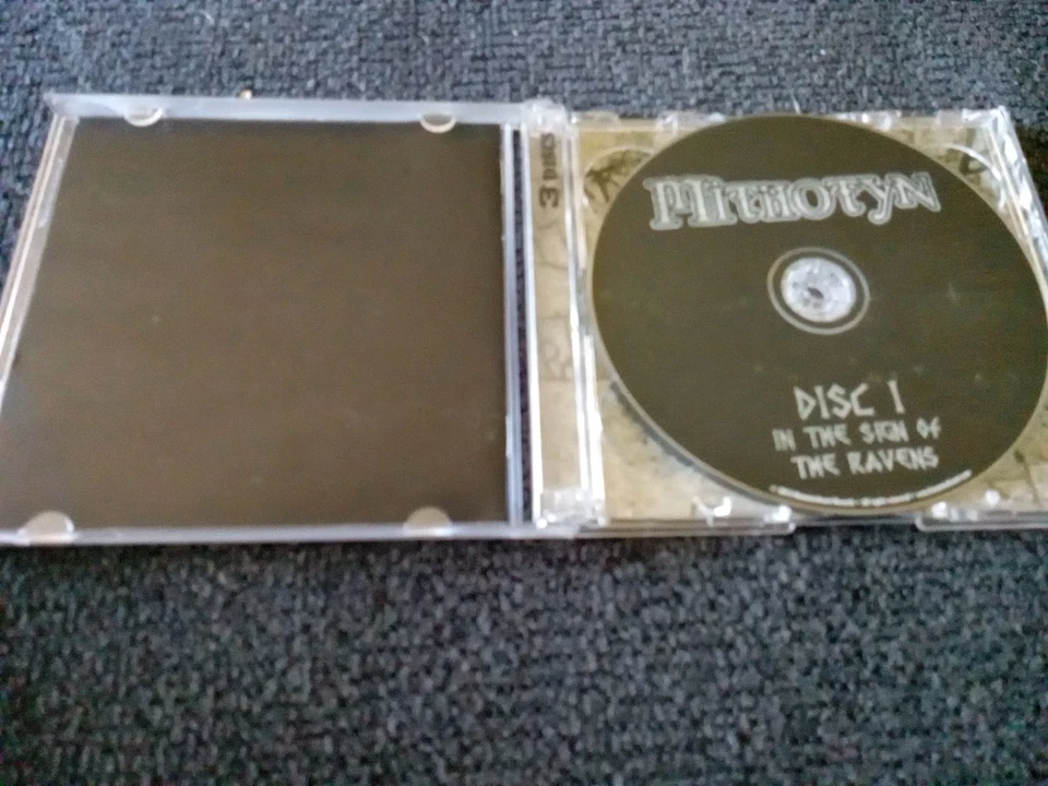 Mithotyn-Carved In Stone (The Discography) 3×CD Album Comp,Reissue, Remastered Foto 3 de 4