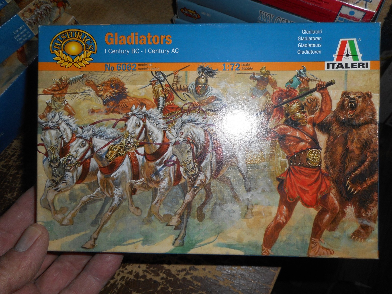 Italeri 1st Century Roman Gladiator Soldiers & Chariot in Box 1/72 #6062