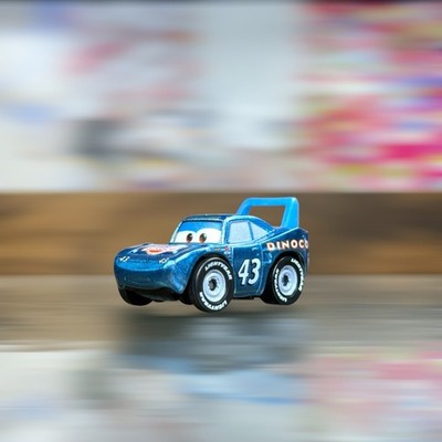 Disney Pixar Cars Mini Racers Metallic Dinoco The King Strip Weathers *Loose*