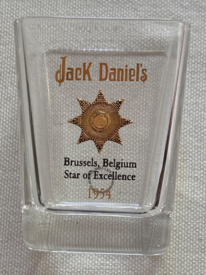 2002 Legends Lynchburg Jack Daniels 1954 Gold Medal Brussels Belgium Shot Glass