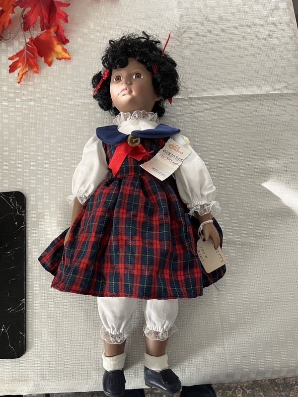 Vintage dynasty doll Linetee