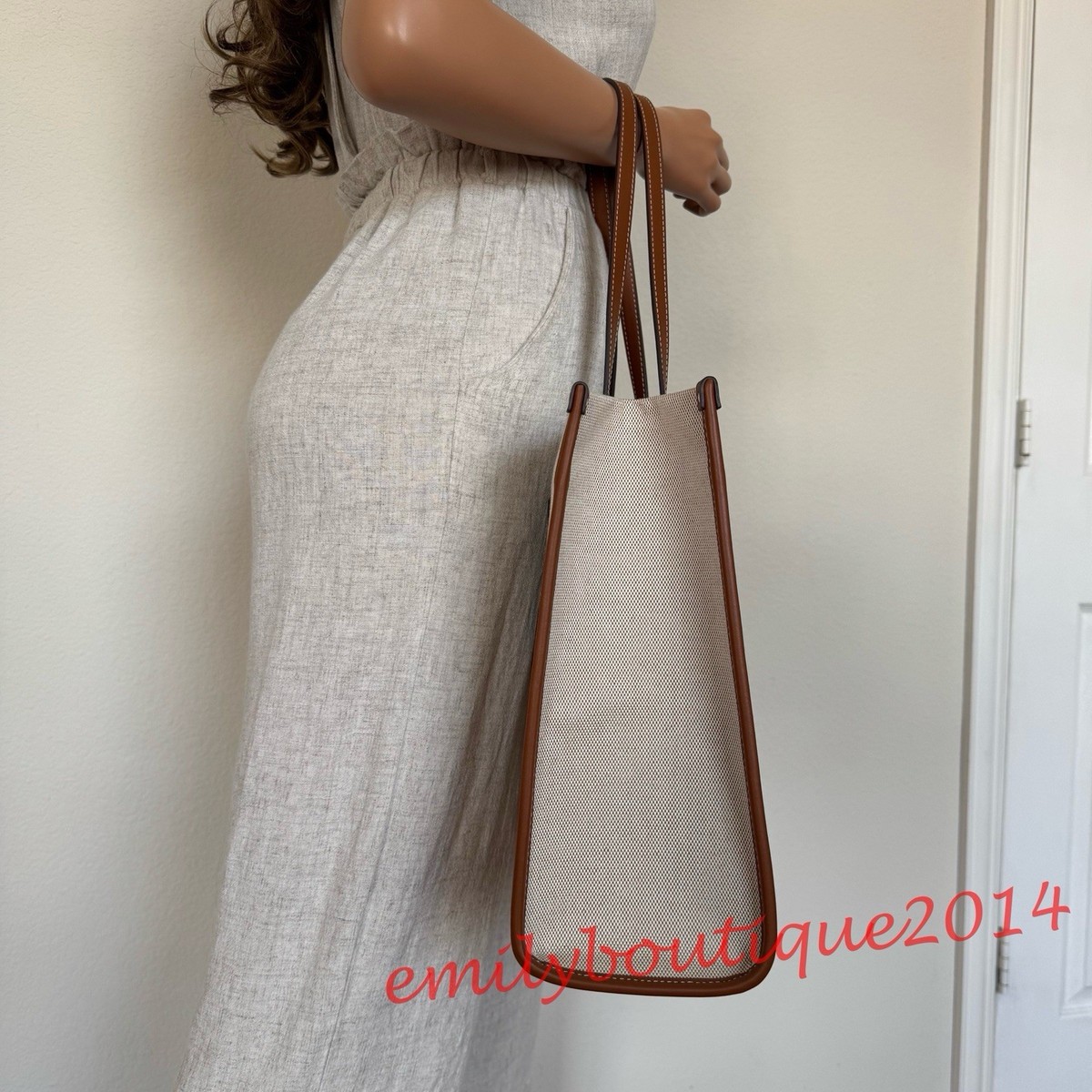 NWT Tory Burch 163097 Blake Canvas Jumbo Tote In Natural Classic