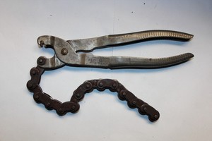 KD Tools (2031) Exhaust Tailpipe Tube Chain Type Cutter Vintage Made in USA
