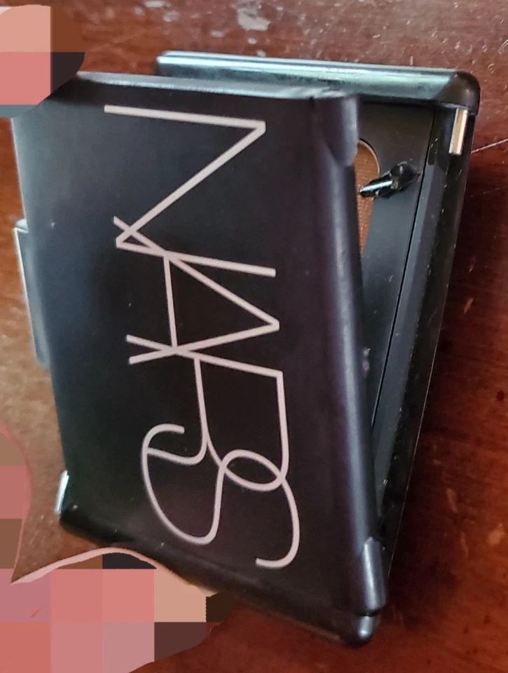 NARS NUEVO 'Surabaya' Sombra de Ojos Dúo .14oz/4g 'Azúcar Morena/Castaña' Foto 4 de 4