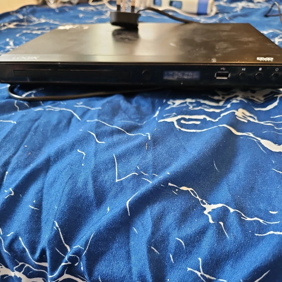Logik DVD Player L2HDVD17  - Image 2 of 4