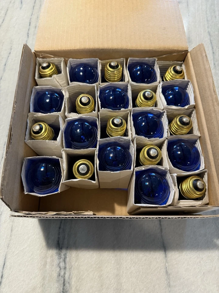 20 VINTAGE BLUE SIGN BULB NOS MARQUEE ARROW STAR S14 STANDARD BASE SOCKET 130V - Image 4 of 4