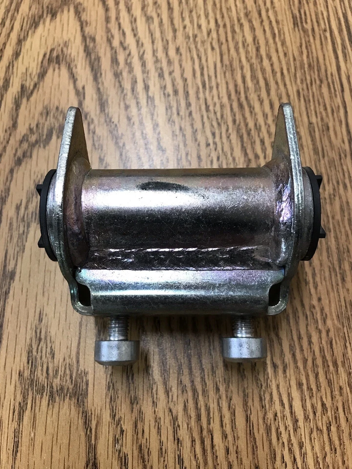 HONDA VFR800 INTERCEPTOR 2014-2015 TANQUE DE COMBUSTÍVEL SUPORTE TRASEIRO # 17527-MJM-D00 - Imagem 3 de 4