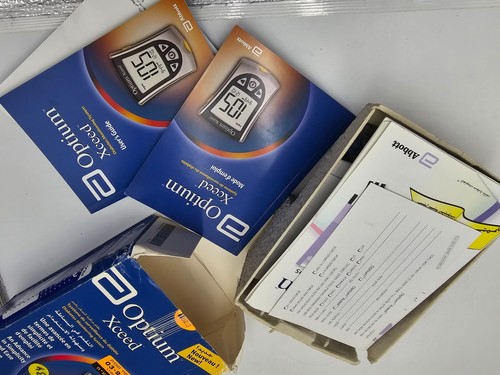Abbott Optium Xceed diabetes monitoring system NO TEST STRIPS INCLUDED - Picture 6 of 9